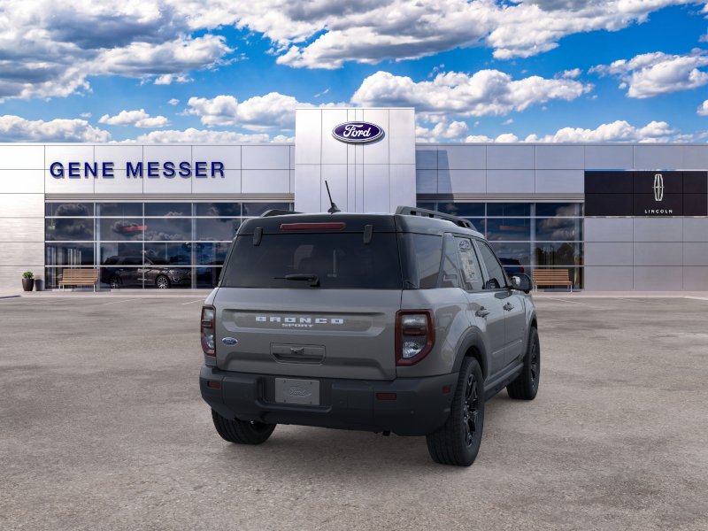 New 2025 Carbonized Gray Metallic Ford Outer Banks® image 30