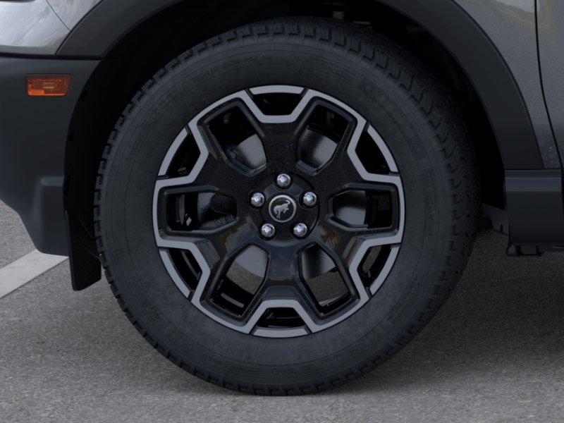 New 2025 Carbonized Gray Metallic Ford Outer Banks® image 40