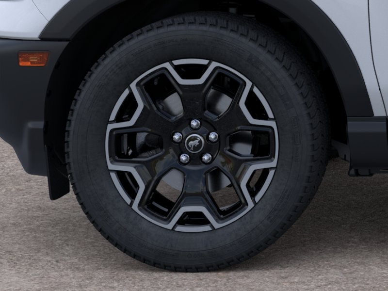 New 2026 Space White Metallic Ford Outer Banks® image 39