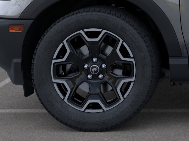 New 2025 Carbonized Gray Metallic Ford Outer Banks® image 19