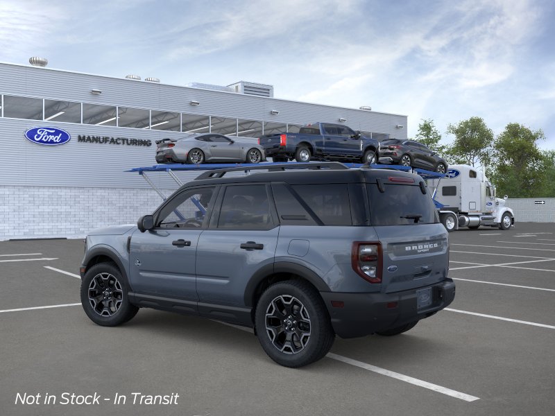 New 2026 Azure Gray Metallic Tri-Coat Ford Outer Banks image 28