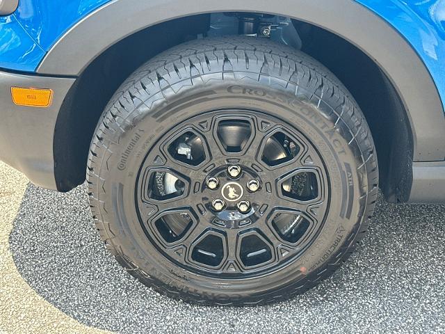 New 2026 Velocity Blue Metallic Ford Badlands® image 46