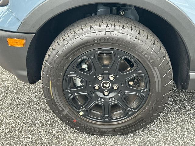 New 2026 Azure Gray Metallic Tri-Coat Ford Badlands® image 45