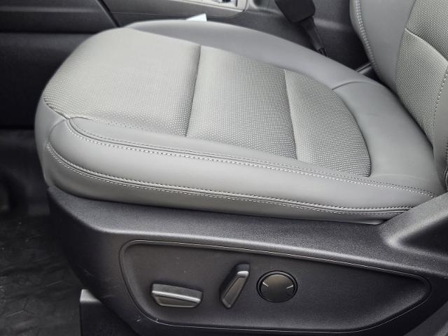 New 2025 Azure Gray Metallic Tri-Coat Ford Badlands® image 36