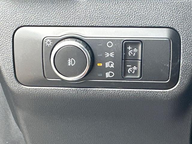 New 2026 Carbonized Gray Metallic Ford Badlands® image 64