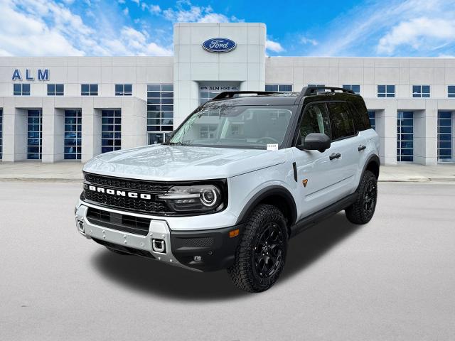 New 2026 Space White Metallic Ford Badlands® image 36