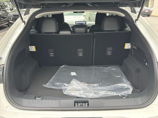 New 2026 Star White Metallic Tri-coat Ford Select image 53