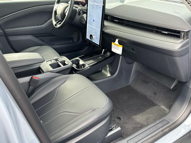 New 2026 Glacier Gray Metallic Tri-coat Ford Select image 51