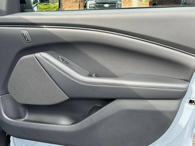 New 2026 Glacier Gray Metallic Tri-coat Ford Select image 52