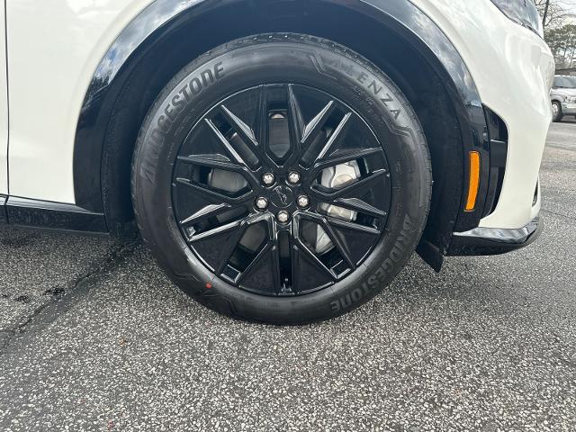 New 2026 Star White Metallic Tri-coat Ford Premium image 53