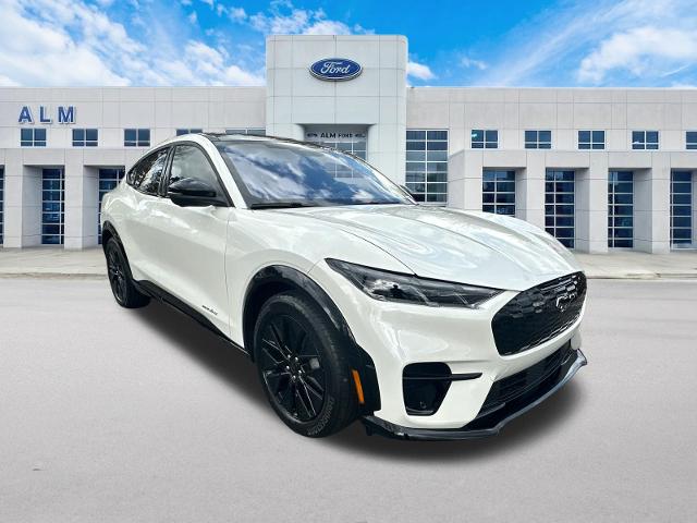 New 2026 Star White Metallic Tri-coat Ford Premium image 44