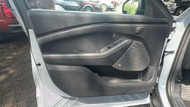 New 2026 Glacier Gray Metallic Tri-coat Ford Premium image 44