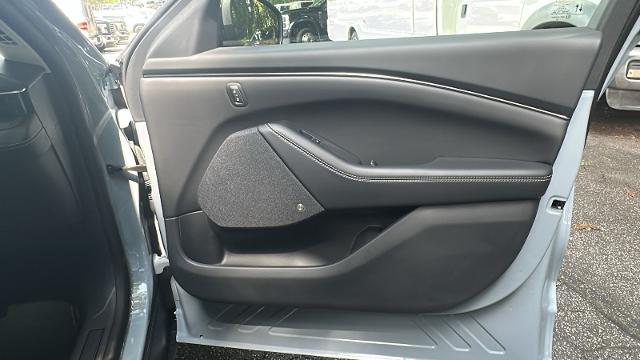 New 2026 Glacier Gray Metallic Tri-coat Ford Premium image 48