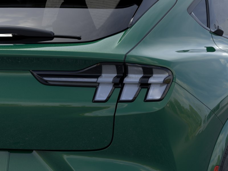 New 2026 Eruption Green Metallic Ford Premium image 43