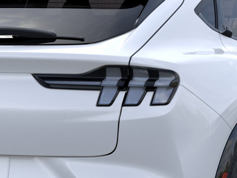 New 2026 Star White Metallic Tri-coat Ford Premium image 34