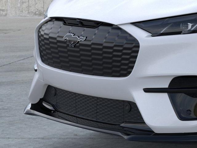 New 2025 Star White Metallic Tri-coat Ford Premium image 39