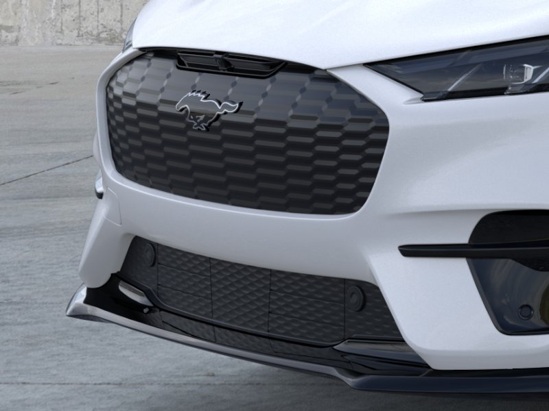 New 2025 Star White Metallic Tri-coat Ford Premium image 18