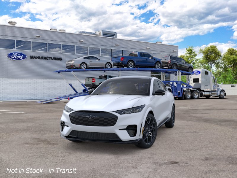 New 2026 Star White Metallic Tri-coat Ford Select image 2