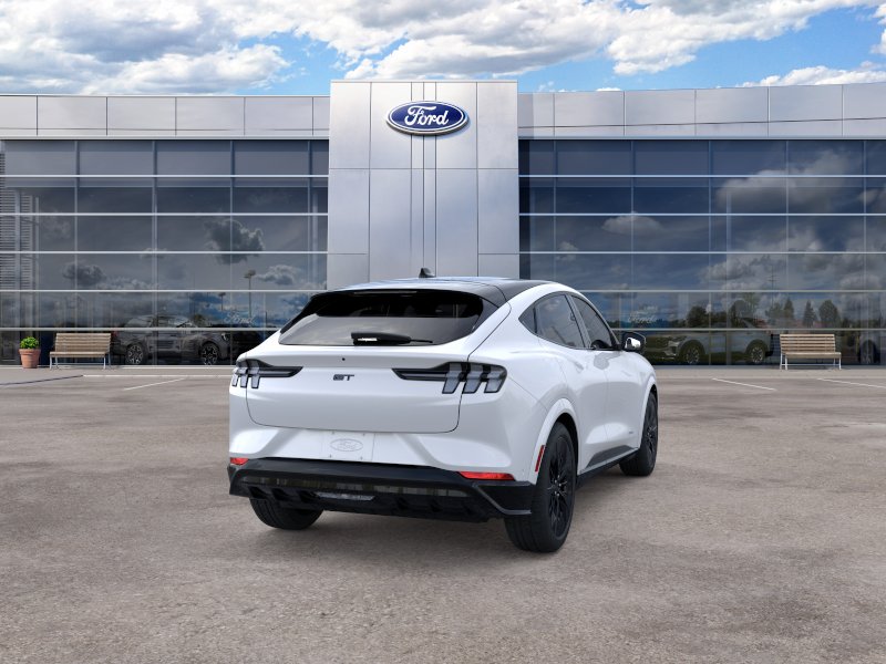 2025 Ford Mustang Mach-E GT - Photo 8