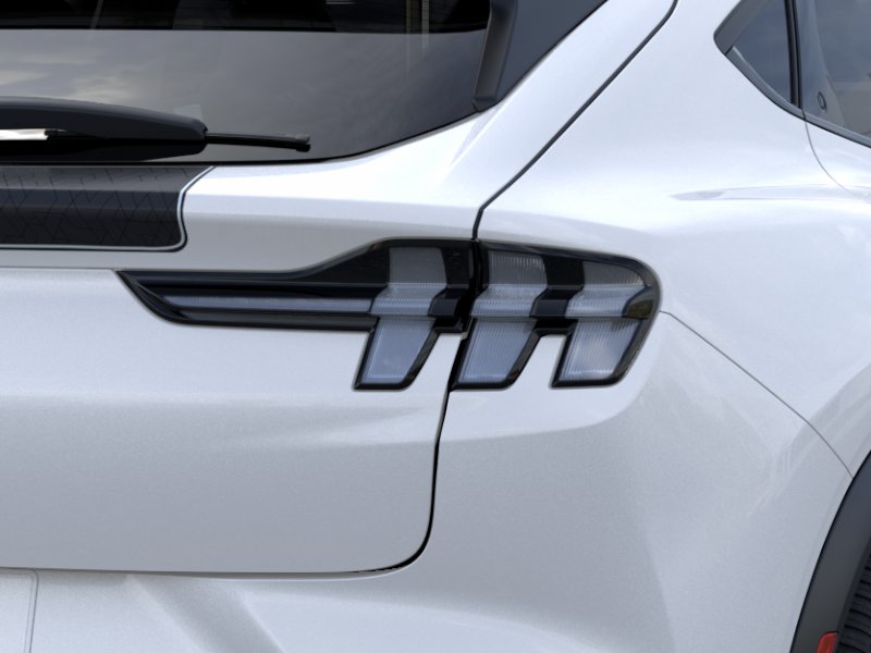 2025 Ford Mustang Mach-E GT - Photo 21