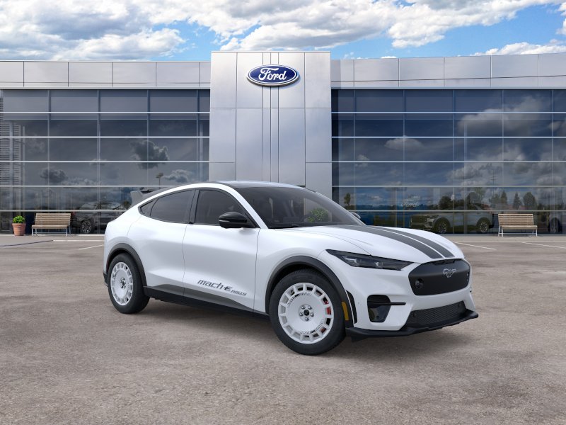 2025 Ford Mustang Mach-E GT - Photo 7