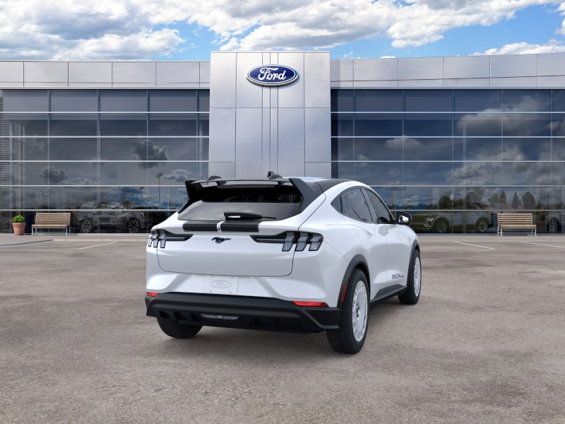 2025 Ford Mustang Mach-E GT - Photo 8
