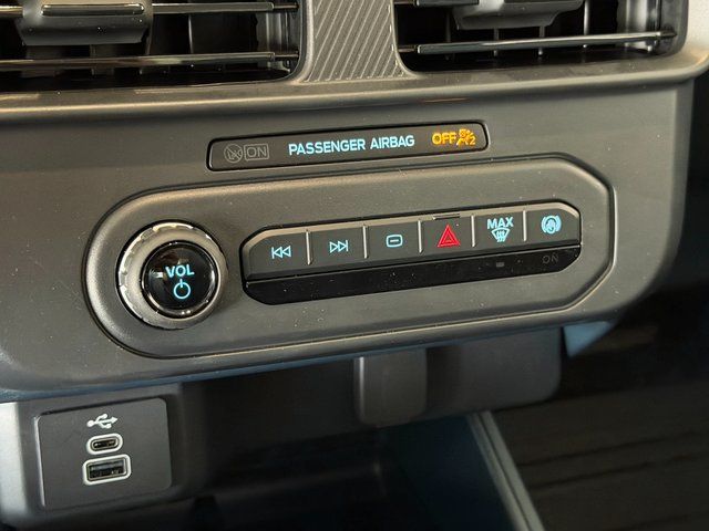 New 2025 Oxford White Ford XL image 25