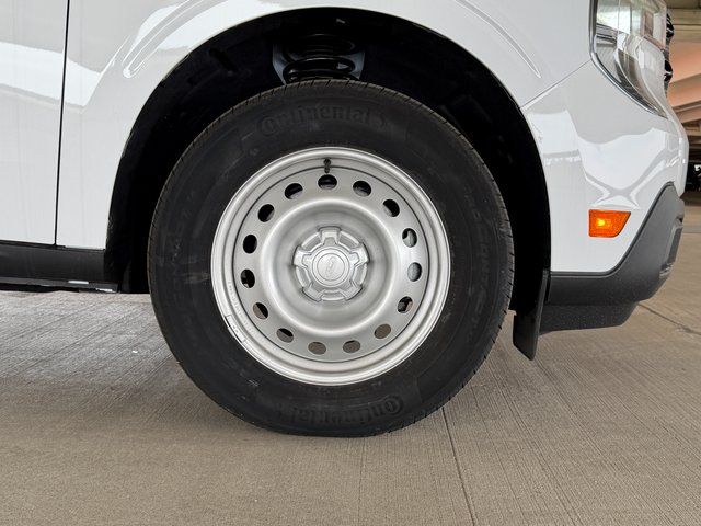 New 2025 Oxford White Ford XL image 8