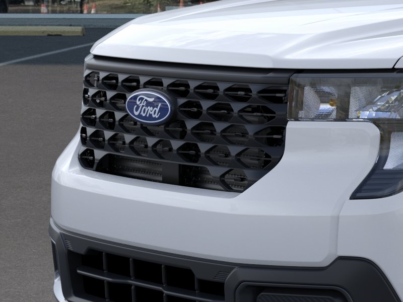 New 2025 Oxford White Ford XLT image 42