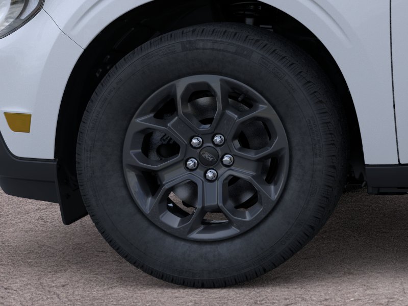New 2026 Space White Metallic Ford XLT image 54