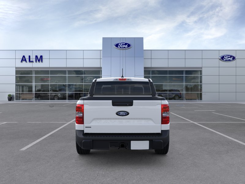 New 2026 Oxford White Ford XLT image 5
