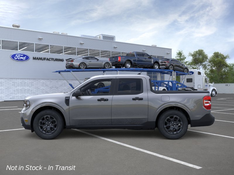 New 2026 Carbonized Gray Metallic Ford XLT image 4