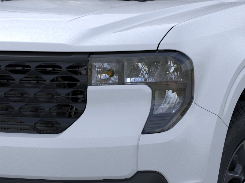 New 2025 Space White Metallic Ford XLT image 54
