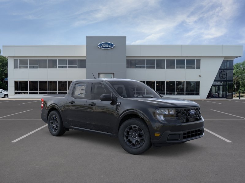 New 2026 Shadow Black Ford XLT image 31