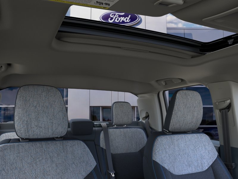 New 2026 Space White Metallic Ford XLT image 34