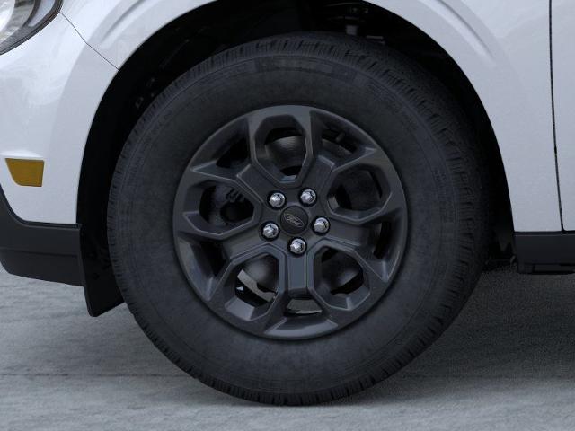 New 2025 Space White Metallic Ford XLT image 44
