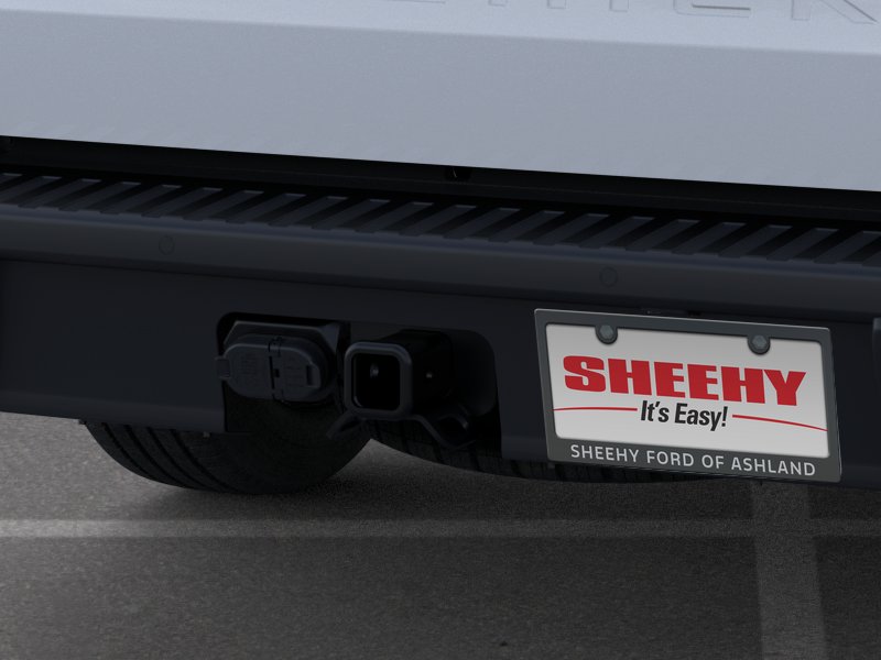 New 2026 Space White Metallic Ford XLT image 47