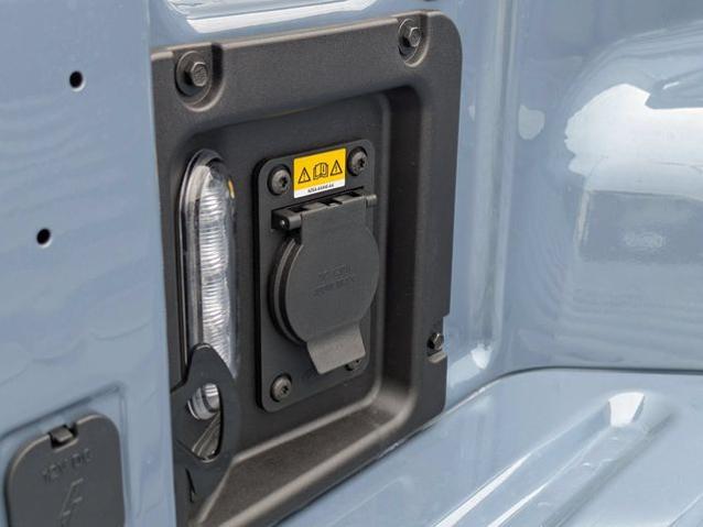 New 2026 Azure Gray Metallic Tri-Coat Ford XLT image 71