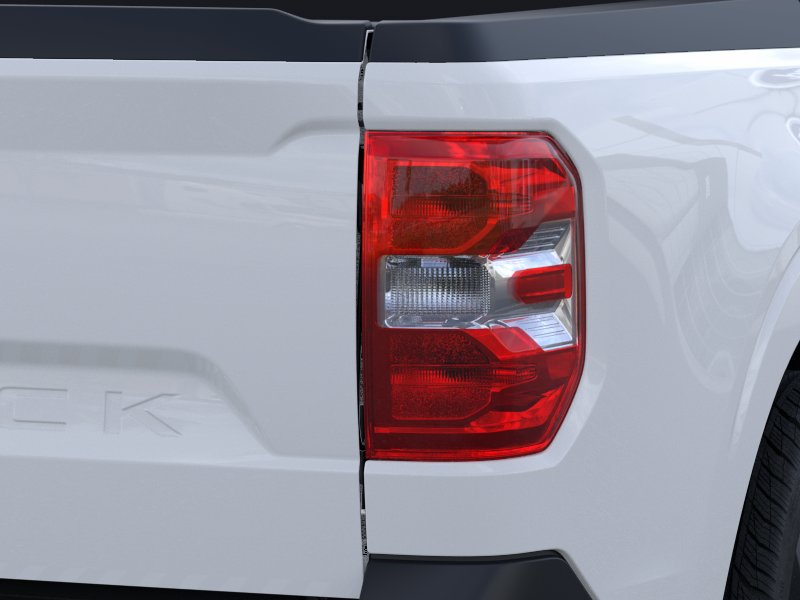 New 2026 Oxford White Ford XLT image 22