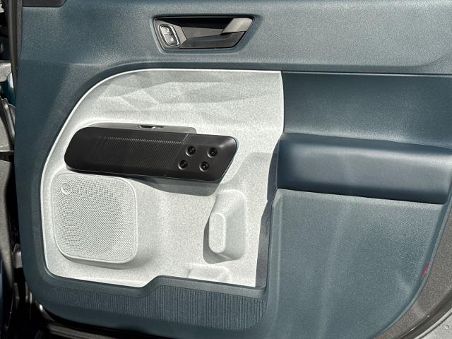 New 2026 Carbonized Gray Metallic Ford XLT image 49