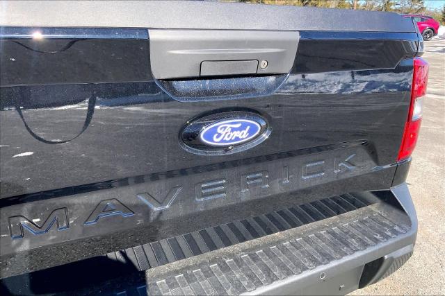 New 2026 Shadow Black Ford XLT image 25