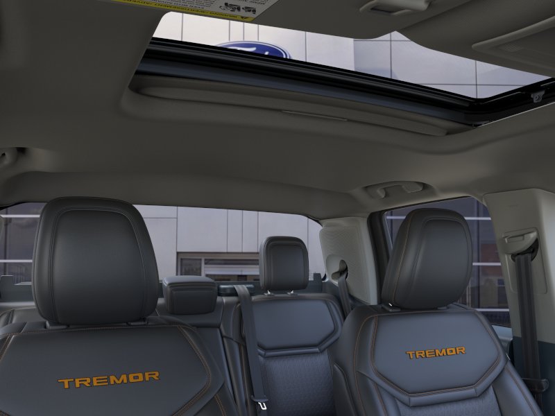 New 2026 Carbonized Gray Metallic Ford Tremor image 36