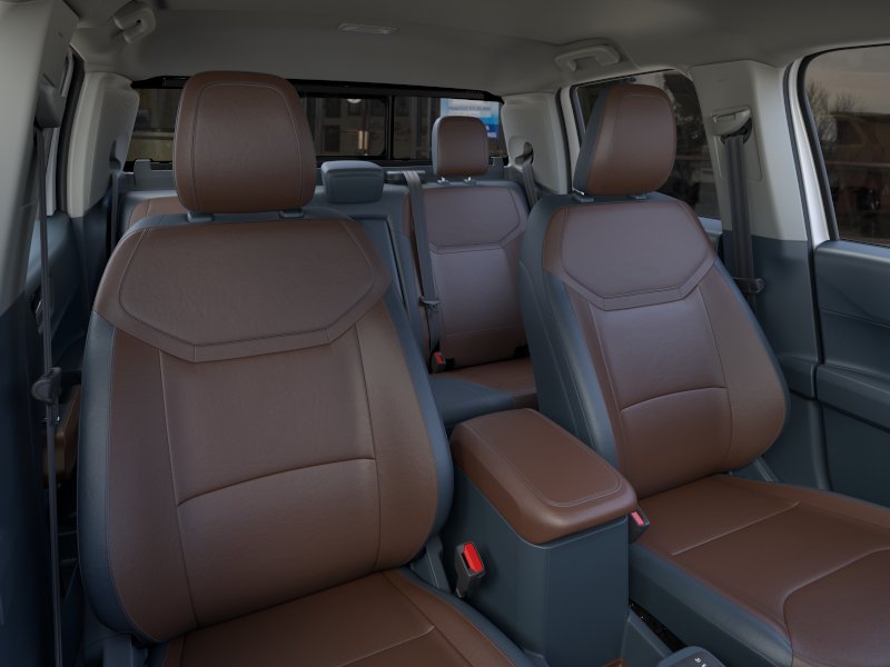 New 2024 Oxford White Ford Lariat® image 10