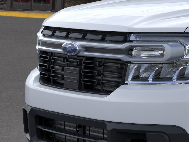 New 2024 Oxford White Ford Lariat® image 18
