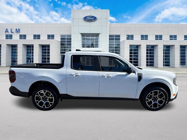 New 2026 Oxford White Ford Lariat® image 37