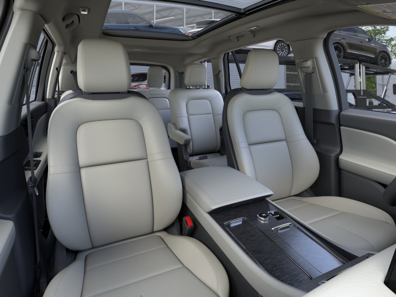 New 2026 Whisper Blue Metallic Clearcoat Lincoln Premiere® image 10
