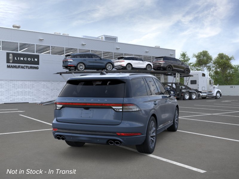 New 2026 Whisper Blue Metallic Clearcoat Lincoln Premiere® image 8