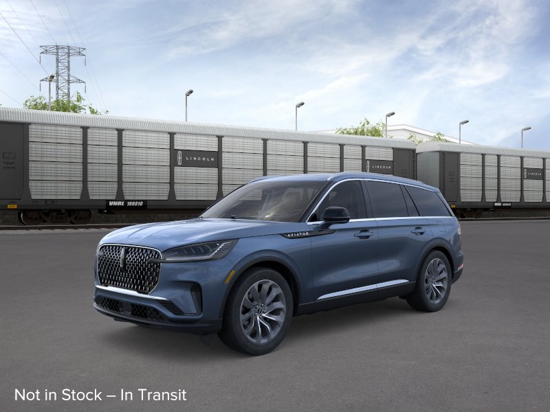 2026 Lincoln Aviator Premiere AWD's photo