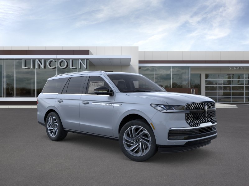 New Gray Mist Metallic Tri Coat 2025 Lincoln Navigator Reserve for