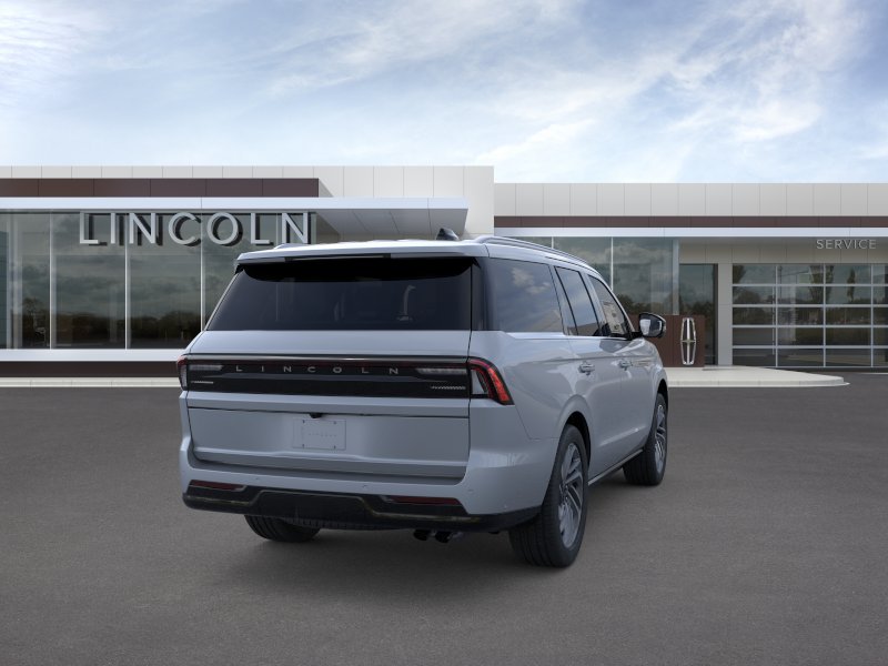 New Gray Mist Metallic Tri Coat 2025 Lincoln Navigator Reserve for